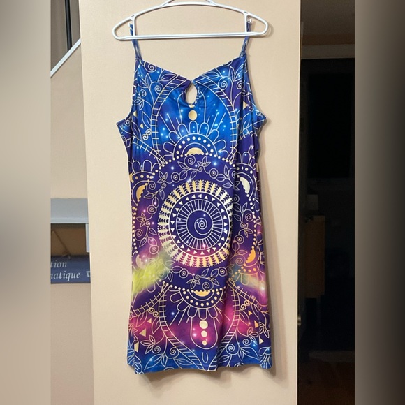 Summer dress, large - Picture 1 of 3